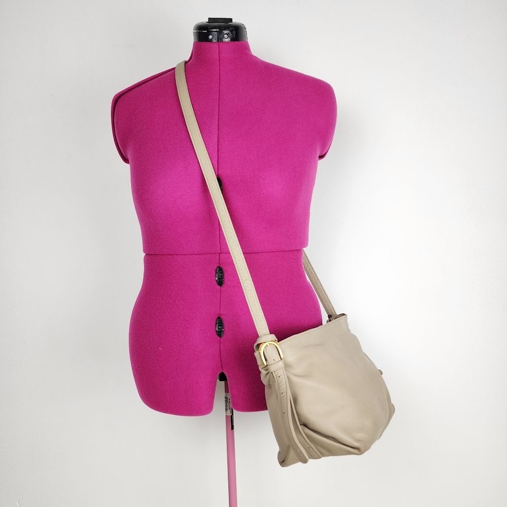 Stone Mountain Beige Tan Leather Slouch Shoulder Bag Purse Hobo Crossbody - Picture 9 of 16